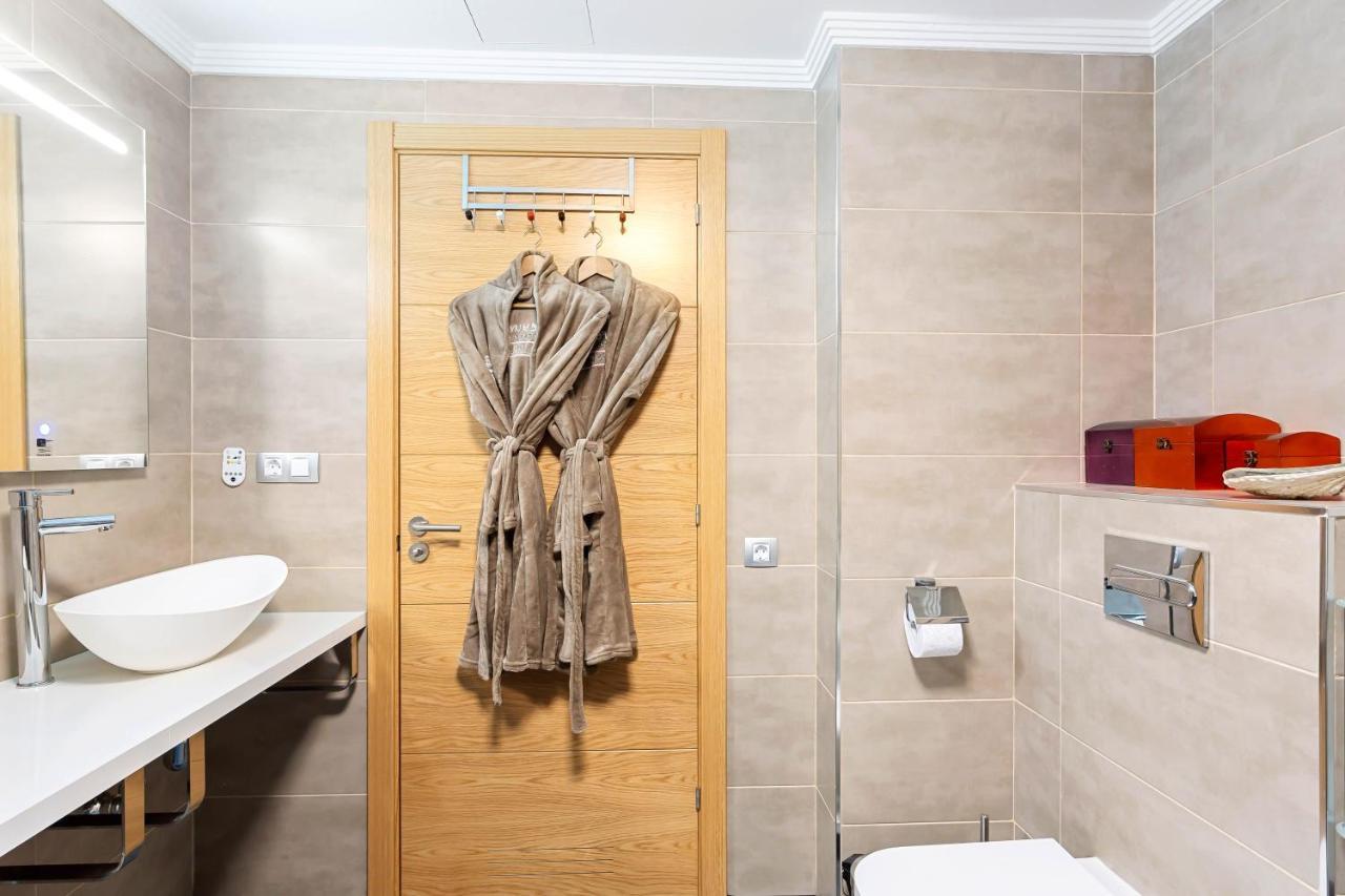 Ribera Del Puerto - Luxe Apartement With Great Terrace And Sea View 푸에르토 데 모간 외부 사진