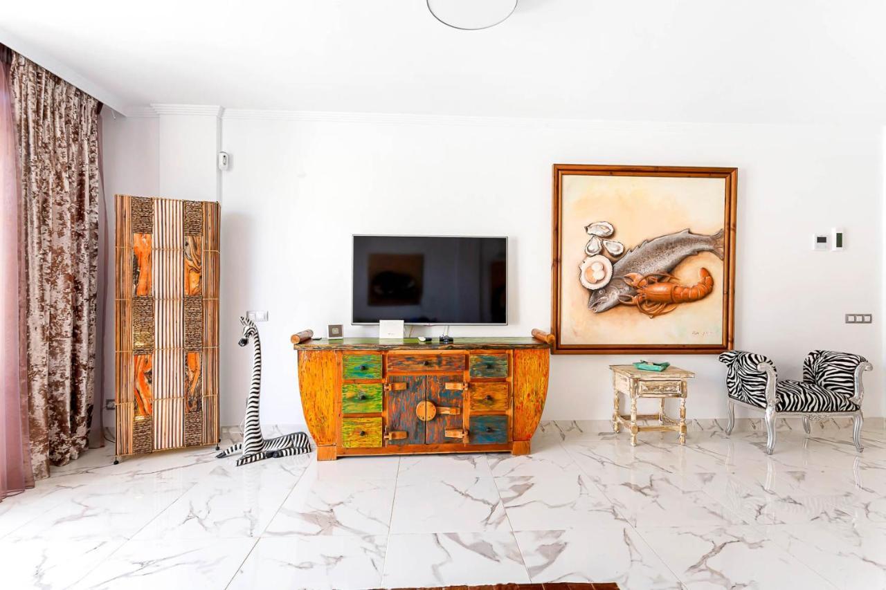 Ribera Del Puerto - Luxe Apartement With Great Terrace And Sea View 푸에르토 데 모간 외부 사진